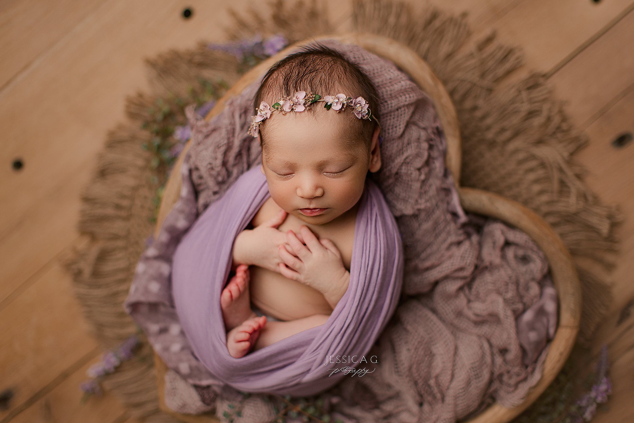 How to edit Newborn Photos using Lightroom Presets and Actio